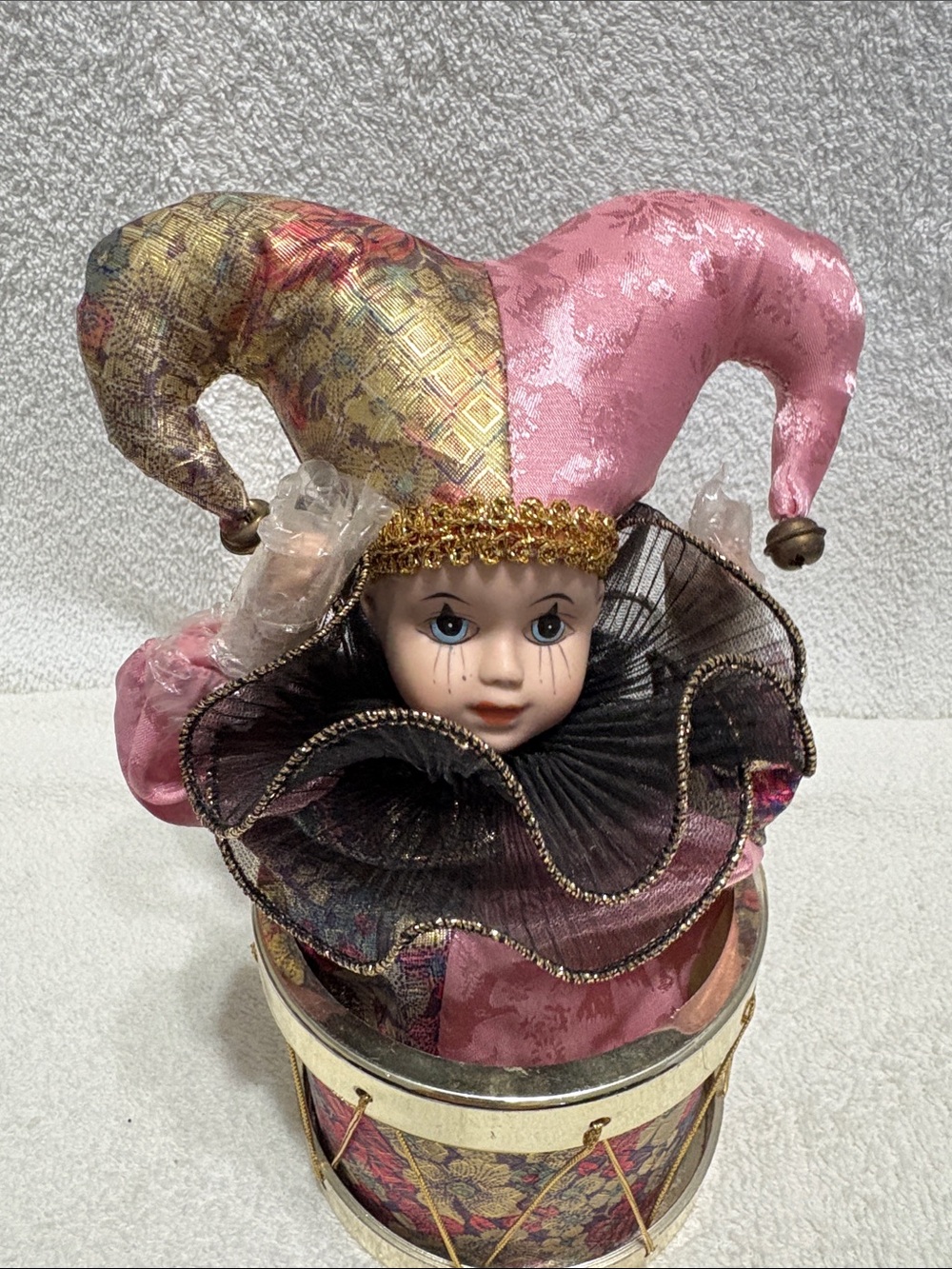 Jester Clown Music Box in Pink and Gold.